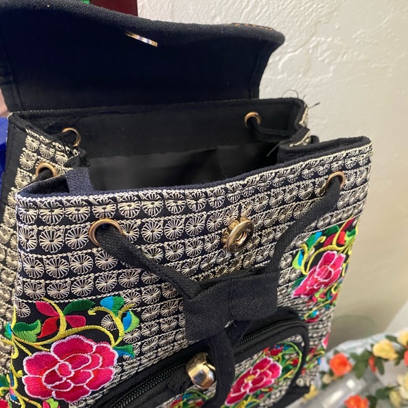 mini Backpack - Picture 2 of 3